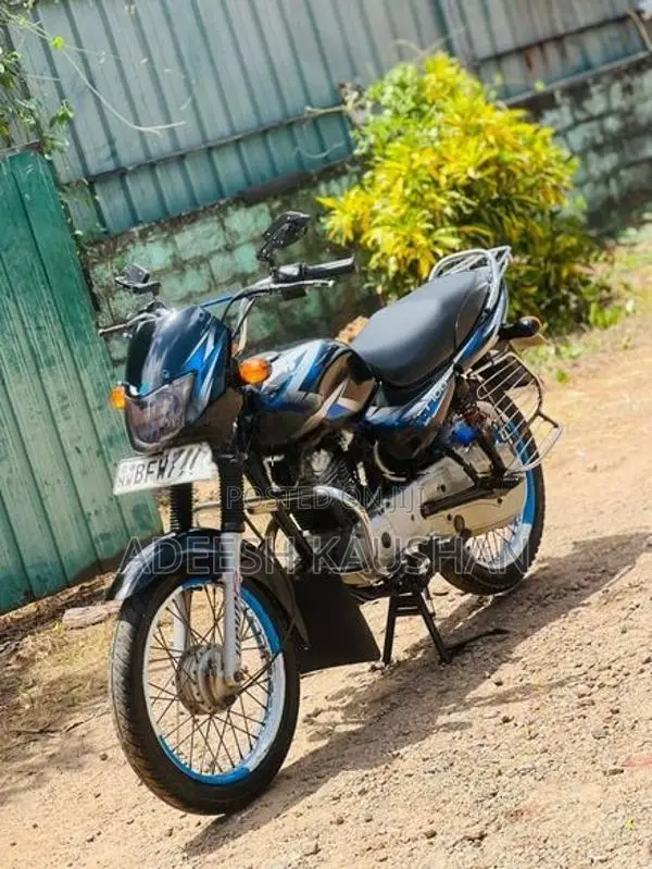 Bajaj CT100 2017