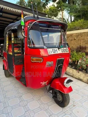 Bajaj RE 2006
