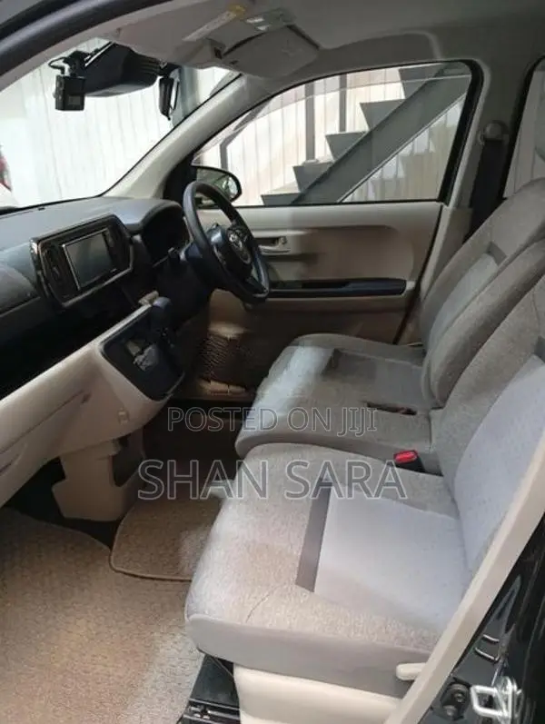Toyota Passo x 2023