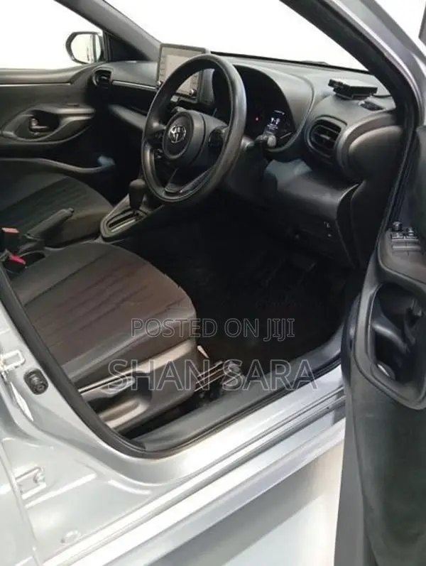 Toyota Yaris x limited 2023