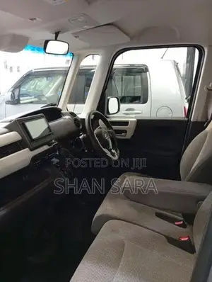 Honda N-Box G 2023