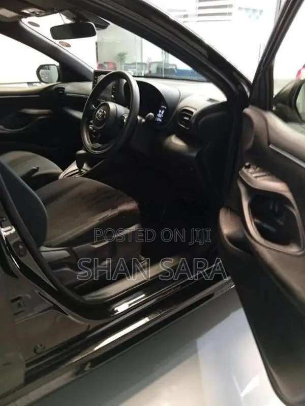 Toyota Yaris x limited 2024