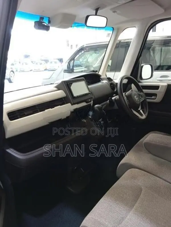 Honda N-Box G 2023