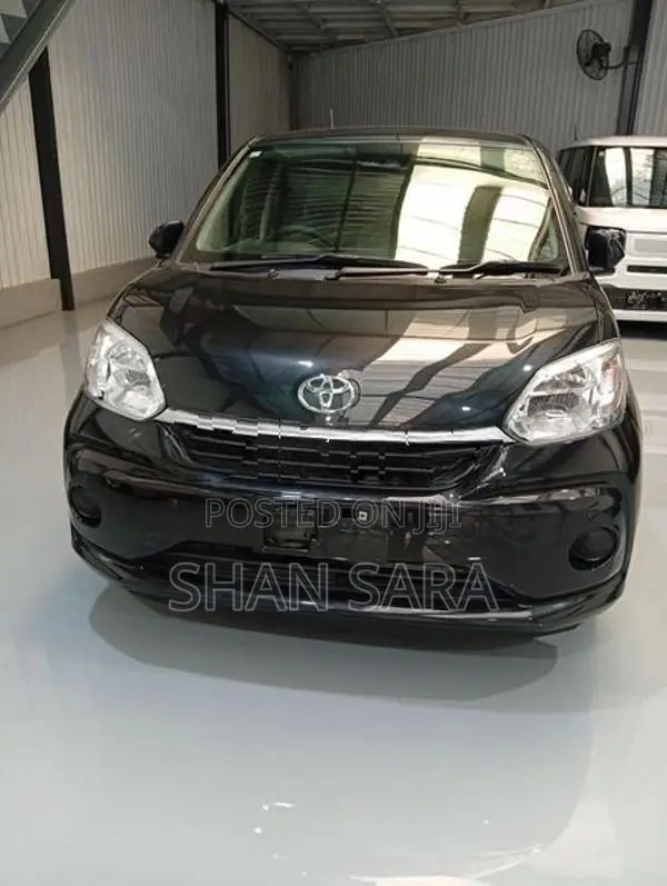 Toyota Passo x 2023