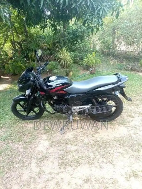 Bajaj Pulsar 150 2011