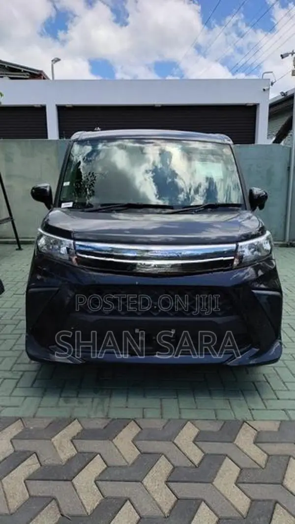 Toyota Roomy x 2024