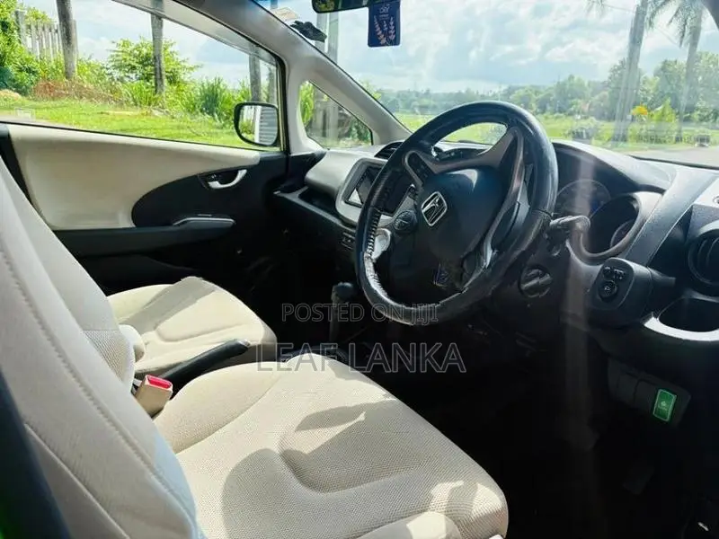 Honda Fit GP1 2012