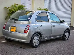 Nissan March AK12 2007