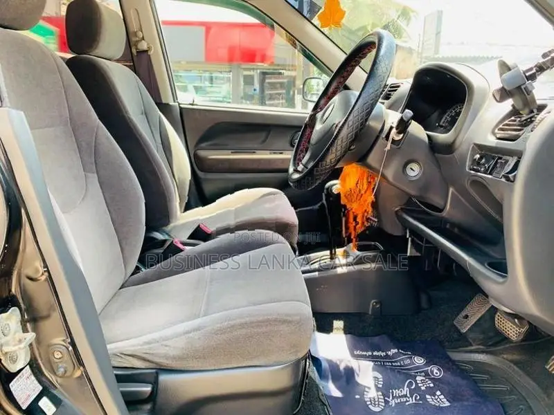 Suzuki Swift 2004