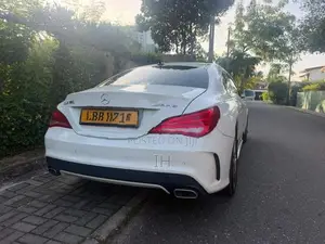 Mercedes Benz CLA 180 AMG Spec 2015
