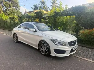 Mercedes Benz CLA 180 AMG Spec 2015