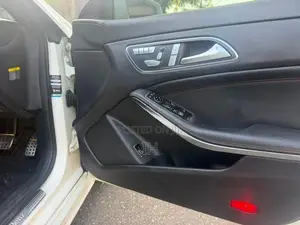 Mercedes Benz CLA 180 AMG Spec 2015