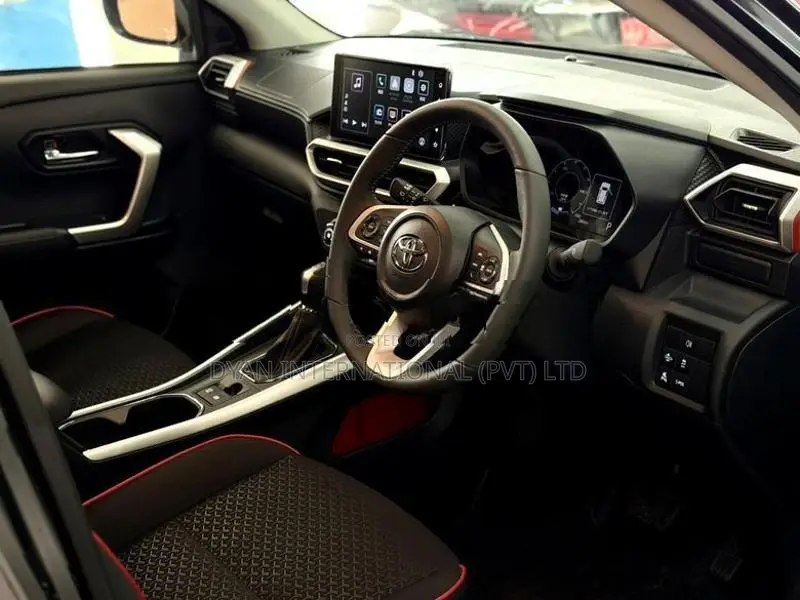 Toyota Raize HYBRID 2025