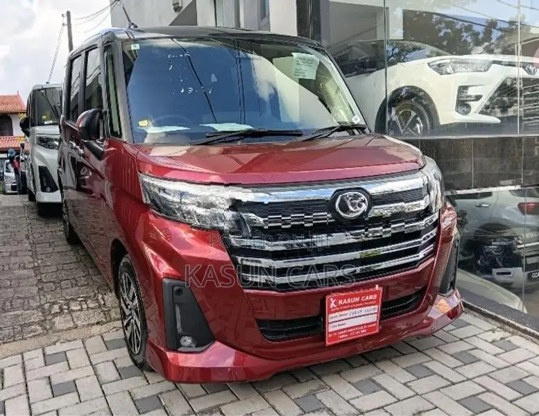 Toyota Roomy Custom G 2024