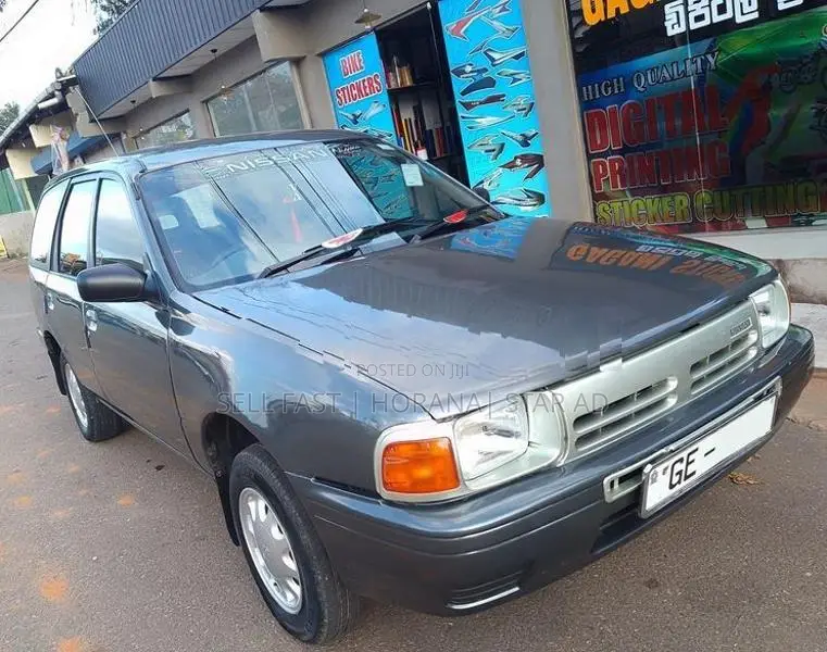 Nissan AD Wagon Y10 1993
