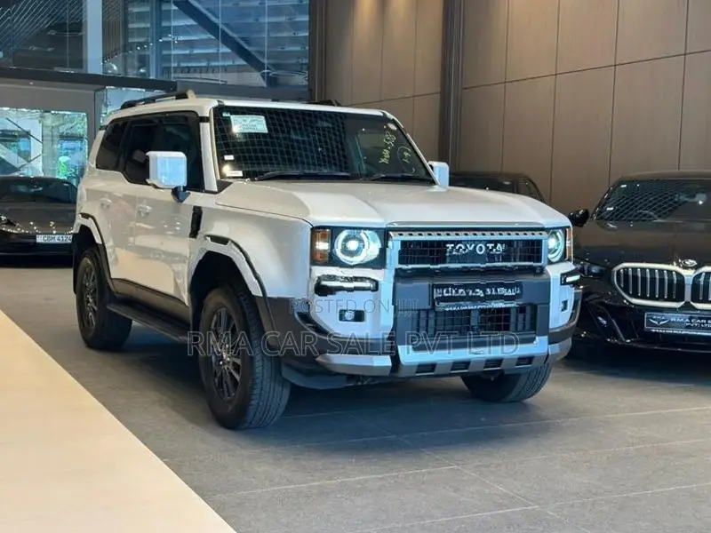 Toyota Land Cruiser Prado 250 VX 2025