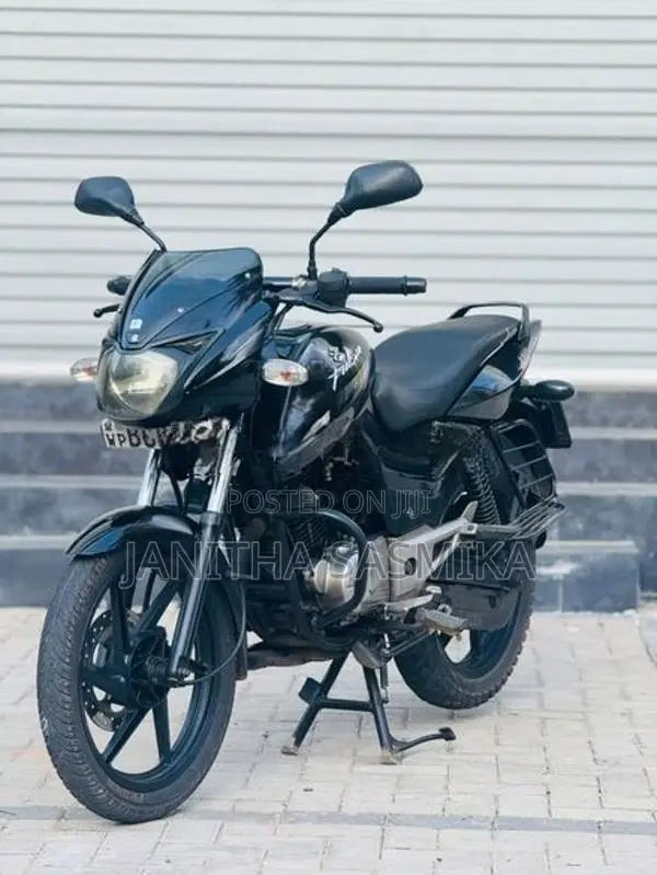 Bajaj Pulsar 150 2015