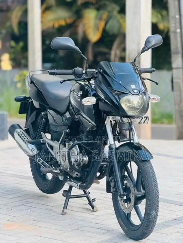 Bajaj Pulsar 150 2015