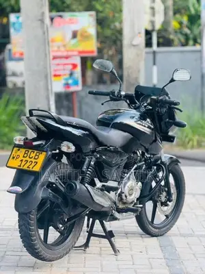 Bajaj Pulsar 150 2015