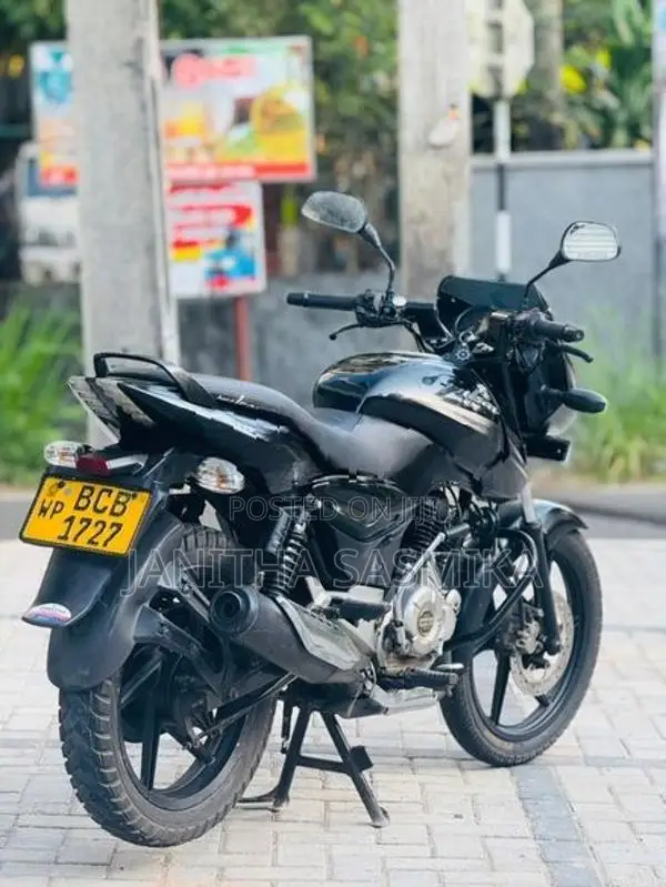 Bajaj Pulsar 150 2015