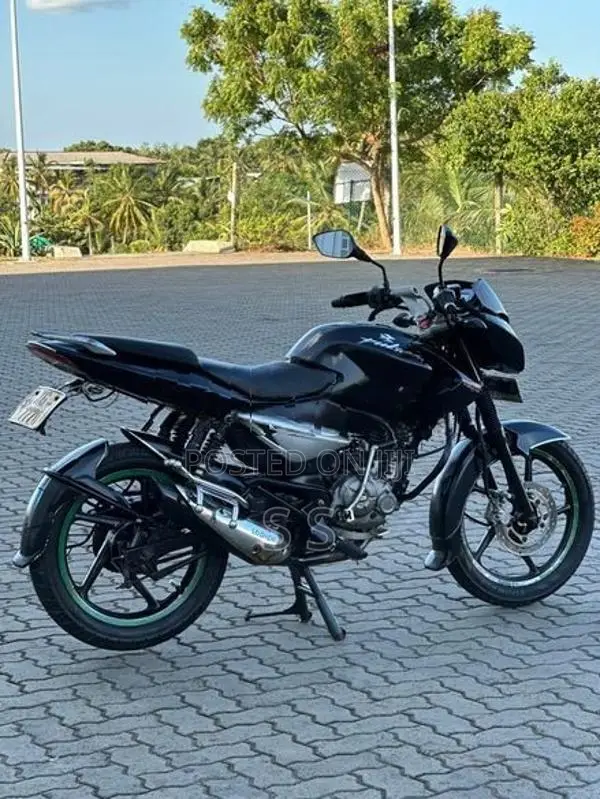 Bajaj Pulsar 135 2011