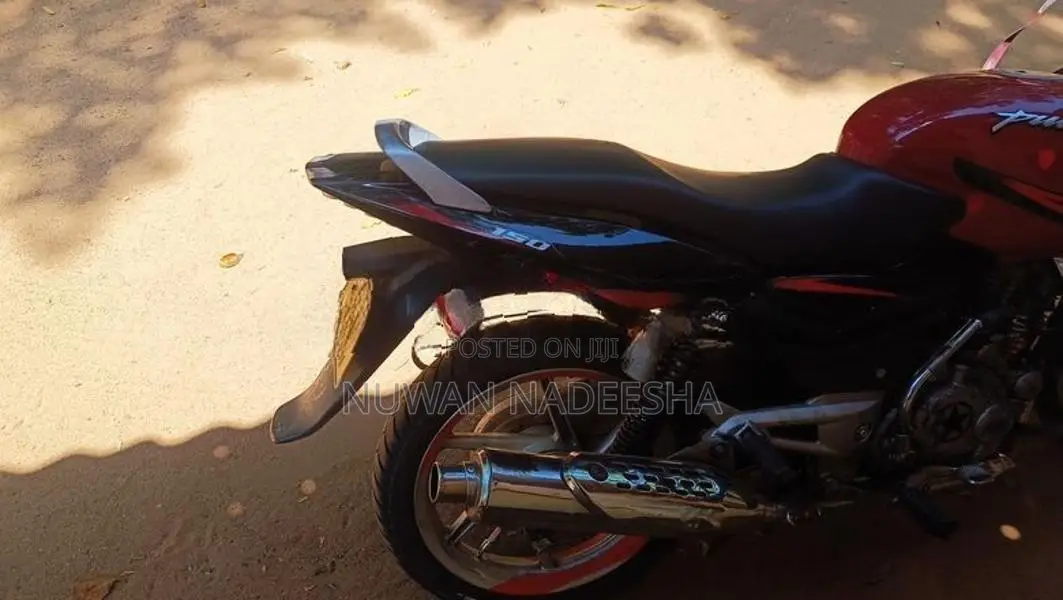 Bajaj Pulsar 150 2007