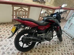 Bajaj Pulsar 150 2014