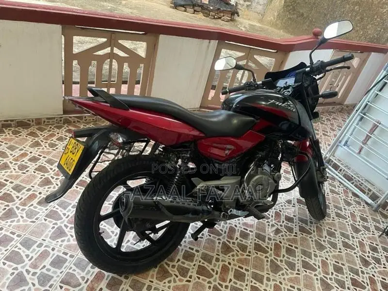 Bajaj Pulsar 150 2014