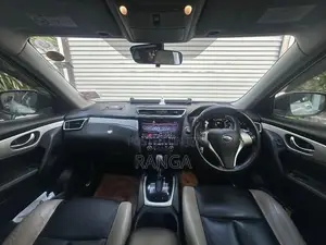Nissan X-Trail 2015