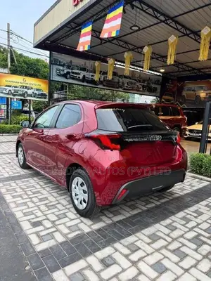 Toyota Yaris G LED 2026