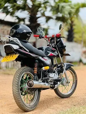 Bajaj CT100 2006