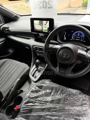 Toyota Yaris G LED 2026