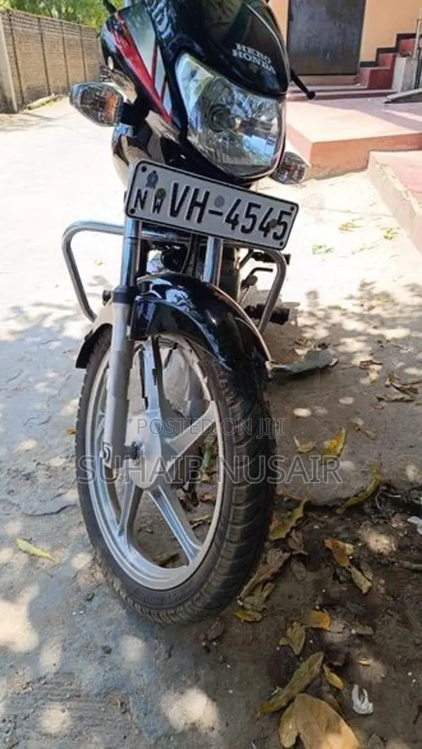 Hero HF Deluxe 2009