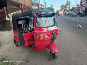 Bajaj RE 2011