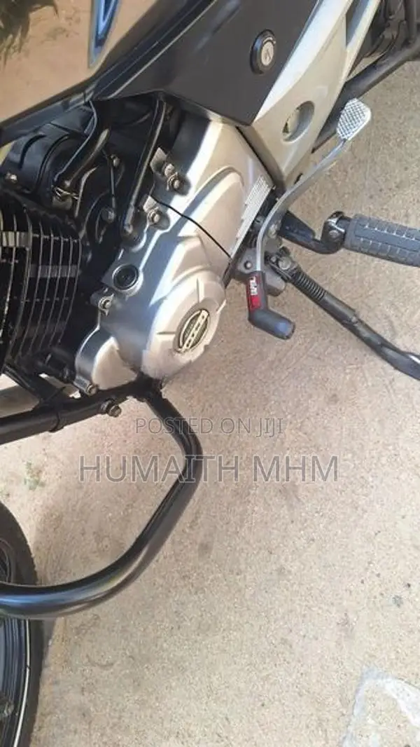 Bajaj Pulsar 150 2017