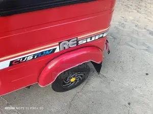 Bajaj RE 2011