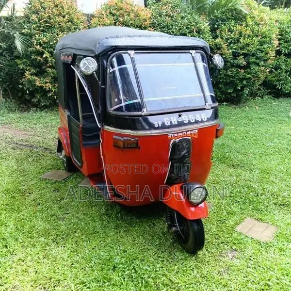 Bajaj RE 2001