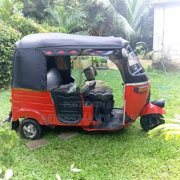 Bajaj RE 2001