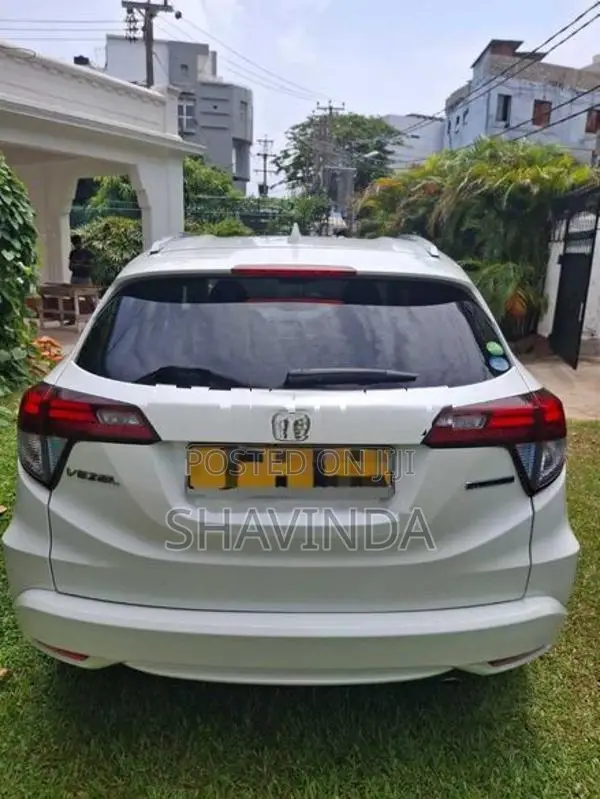 Honda Vezel Z Grade Gold 2015
