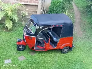 Bajaj RE 2001