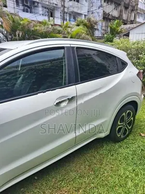 Honda Vezel Z Grade Gold 2015