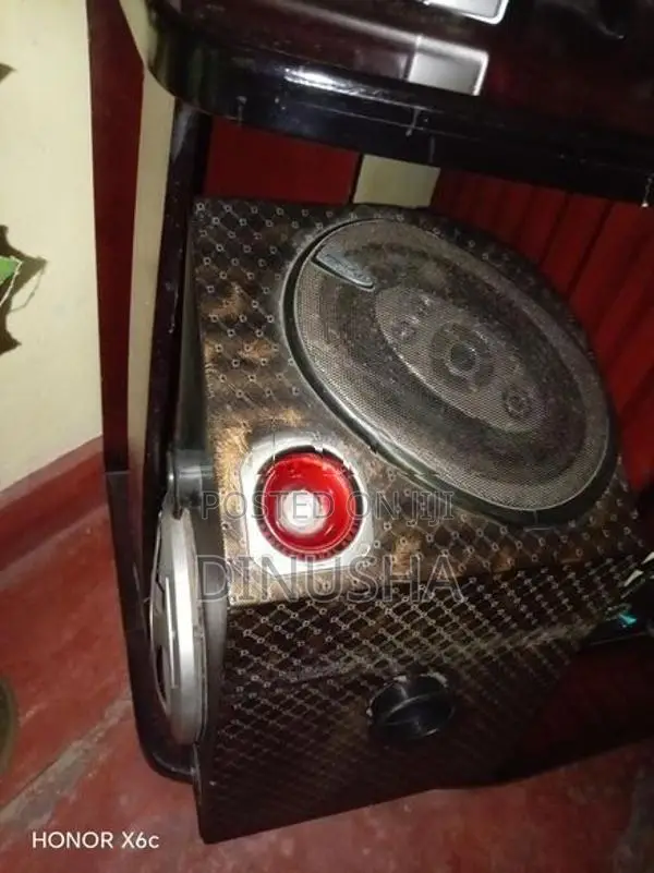 Pyramid Speaker System