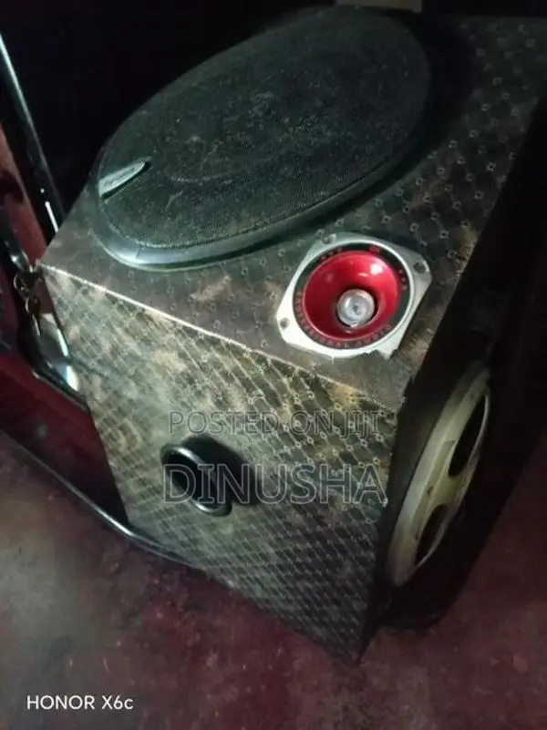 Pyramid Speaker System