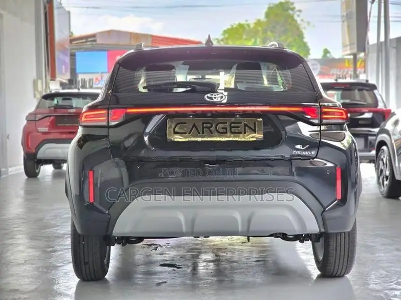 Toyota Taisor V GRADE BN REG FREE 2026