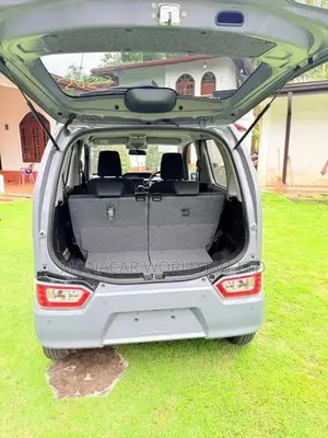 Suzuki Wagon R 2024