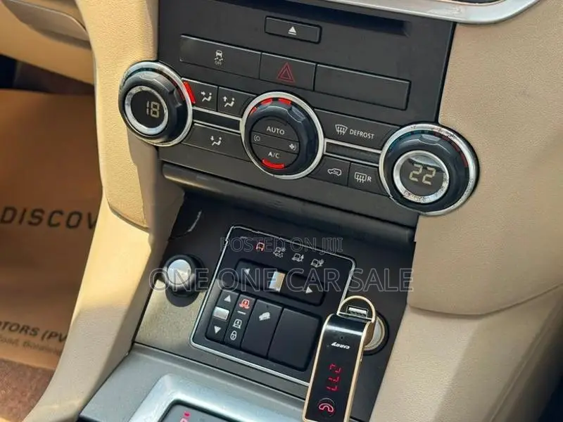 Land Rover Discovery 4S 7 Seater SDV6 2015