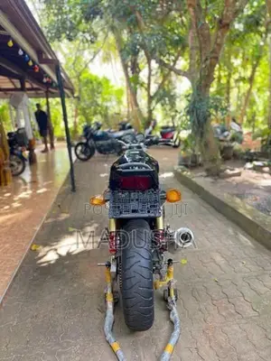 Honda CB4 s 2001