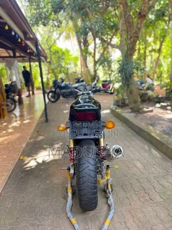 Honda CB4 s 2001