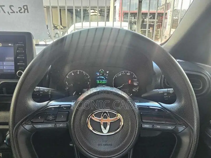 Toyota Yaris X limited 2023