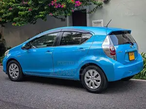 Toyota Aqua S 2013